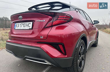 Внедорожник / Кроссовер Toyota C-HR 2022 в Киеве