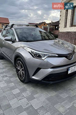 Позашляховик / Кросовер Toyota C-HR 2019 в Львові