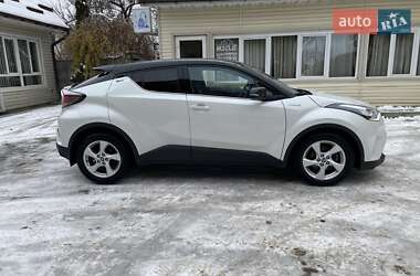 Позашляховик / Кросовер Toyota C-HR 2020 в Києві