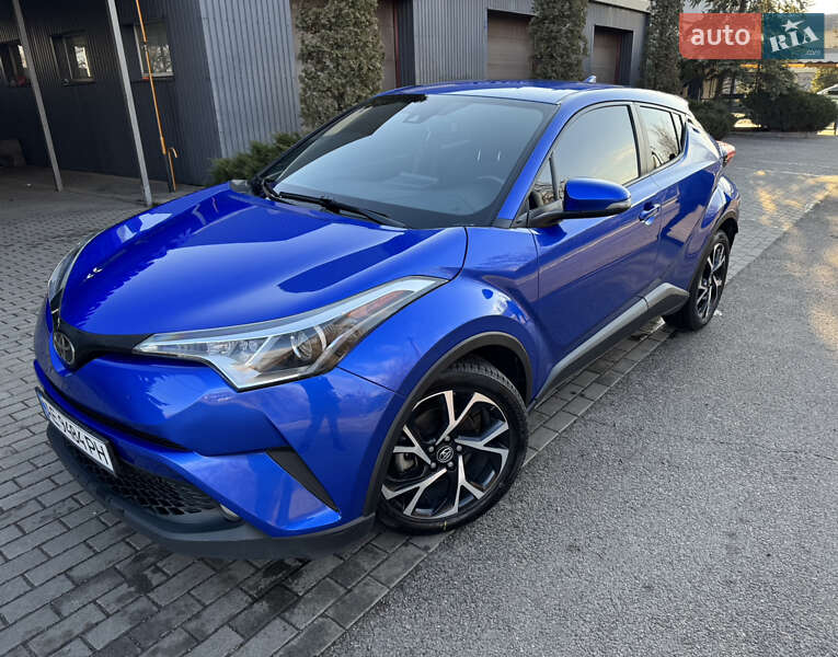 Позашляховик / Кросовер Toyota C-HR 2018 в Павлограді