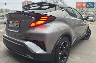 Внедорожник / Кроссовер Toyota C-HR 2021 в Киеве