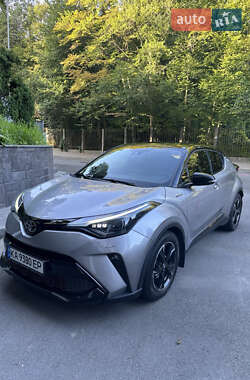 Внедорожник / Кроссовер Toyota C-HR 2021 в Киеве