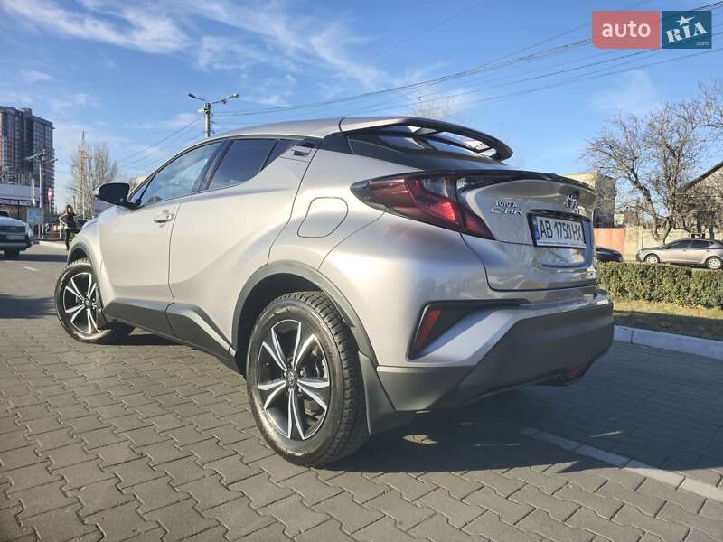 Позашляховик / Кросовер Toyota C-HR 2020 в Одесі