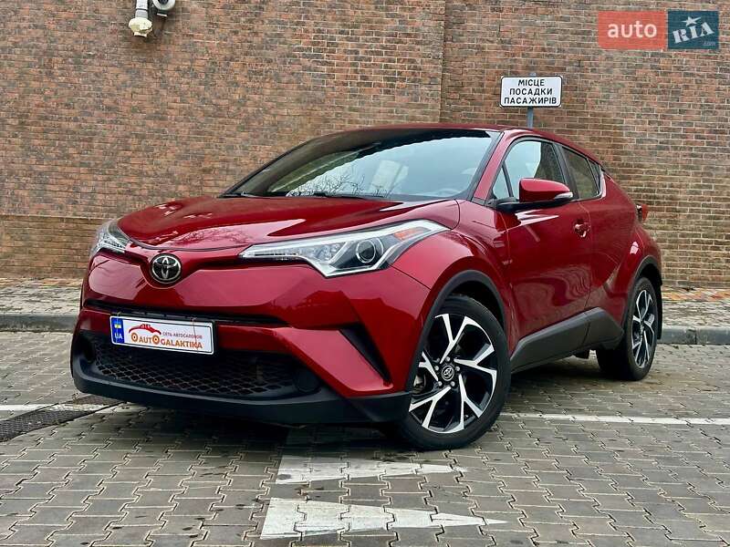 Внедорожник / Кроссовер Toyota C-HR 2017 в Одессе