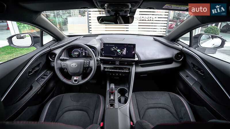 Внедорожник / Кроссовер Toyota C-HR 2023 в Львове