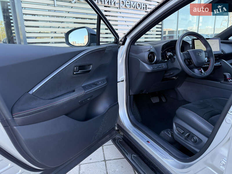 Позашляховик / Кросовер Toyota C-HR 2023 в Одесі фото 20 Позашляховик / Кросовер Toyota C-HR 2023 в Одесі