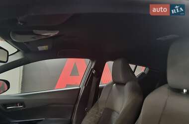 Внедорожник / Кроссовер Toyota C-HR 2019 в 