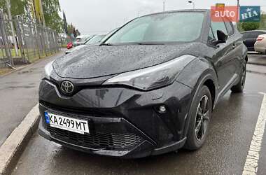 Внедорожник / Кроссовер Toyota C-HR 2022 в Киеве