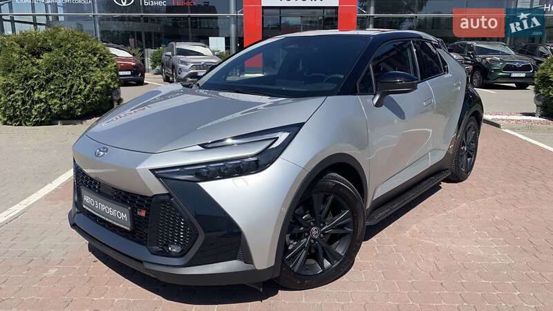 Toyota C-HR 2023