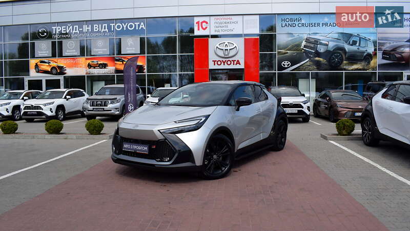 Toyota C-HR 2023