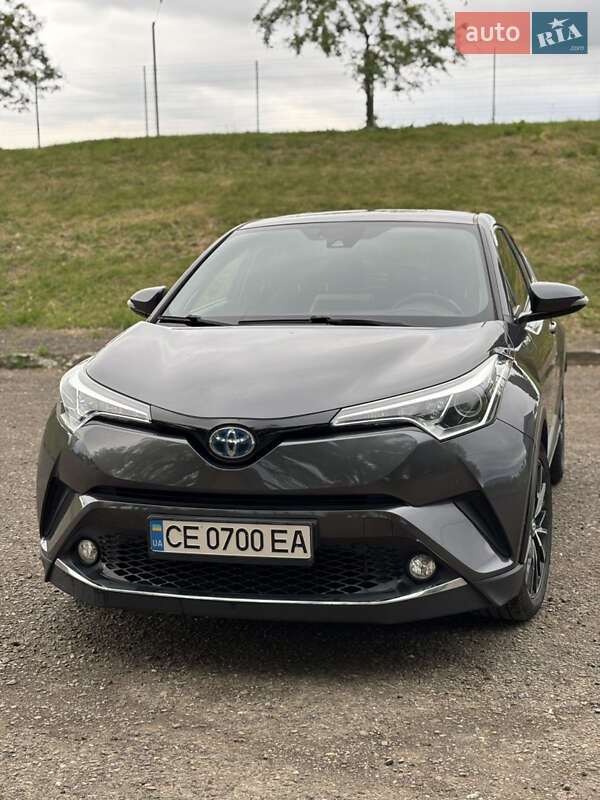 Toyota C-HR 2016