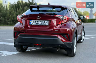 Позашляховик / Кросовер Toyota C-HR 2016 в 