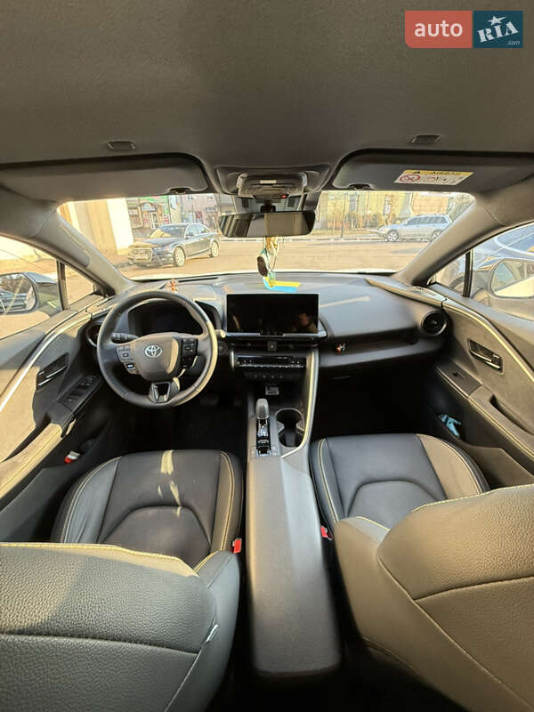 Внедорожник / Кроссовер Toyota C-HR 2024 в Стрые