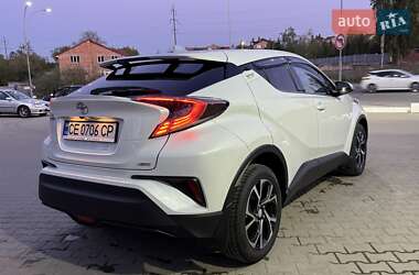 Позашляховик / Кросовер Toyota C-HR 2018 в 