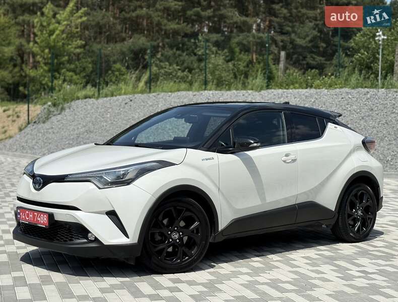 Внедорожник / Кроссовер Toyota C-HR 2018 в 