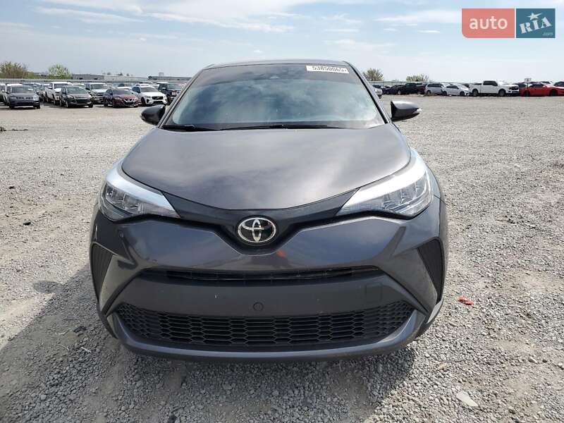 Внедорожник / Кроссовер Toyota C-HR 2021 в Хмельницком