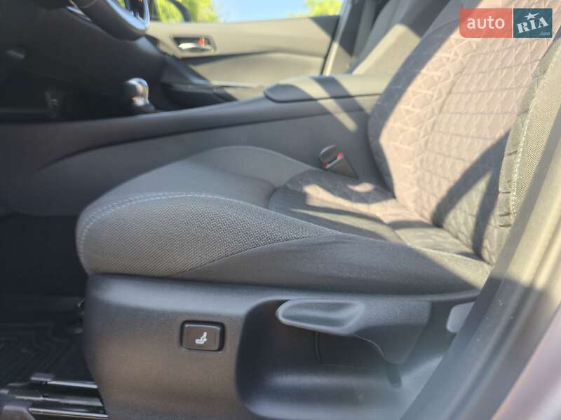 Внедорожник / Кроссовер Toyota C-HR 2020 в Одессе