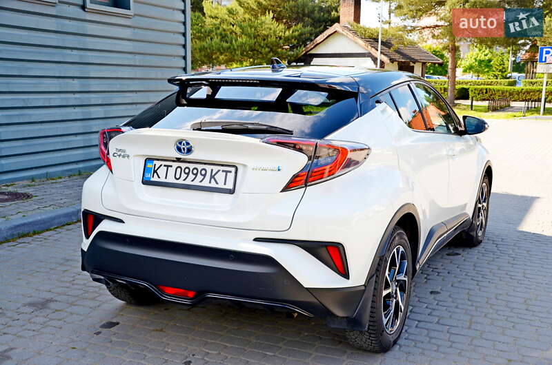 Внедорожник / Кроссовер Toyota C-HR 2018 в Ивано-Франковске