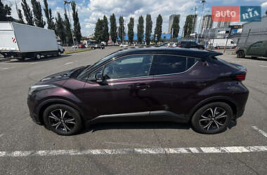 Позашляховик / Кросовер Toyota C-HR 2023 в Києві