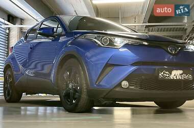 Внедорожник / Кроссовер Toyota C-HR 2018 в Виннице