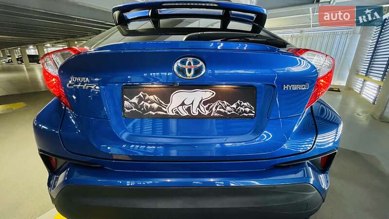 Позашляховик / Кросовер Toyota C-HR 2018 в Вінниці