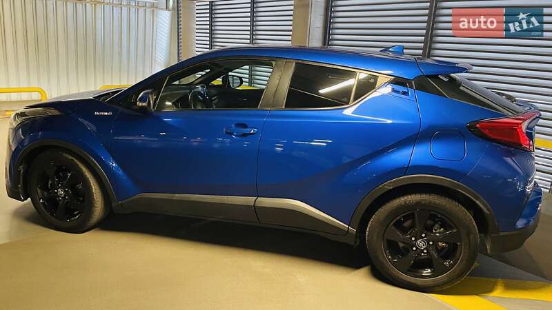 Позашляховик / Кросовер Toyota C-HR 2018 в Вінниці