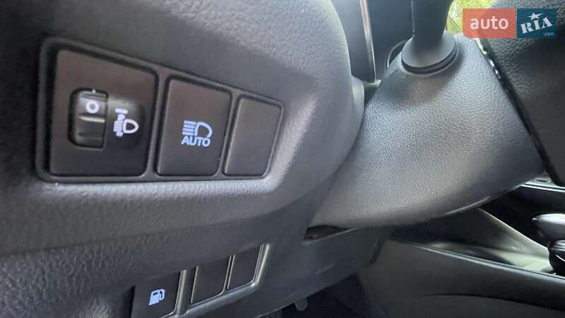 Позашляховик / Кросовер Toyota C-HR 2018 в Вінниці