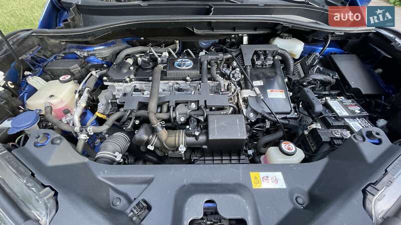 Позашляховик / Кросовер Toyota C-HR 2018 в Вінниці