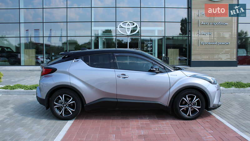 Позашляховик / Кросовер Toyota C-HR 2020 в Черкасах