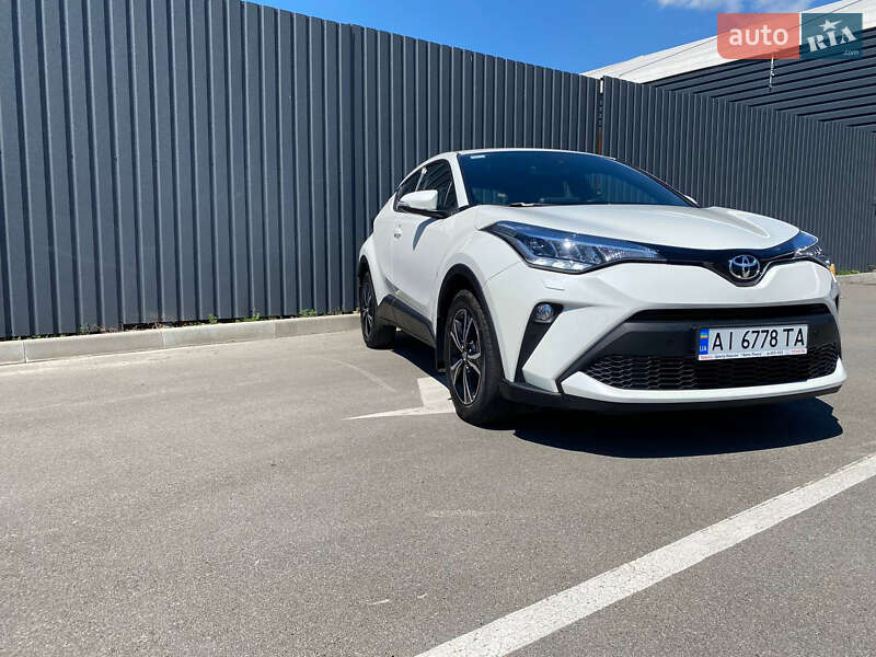 Позашляховик / Кросовер Toyota C-HR 2020 в Києві