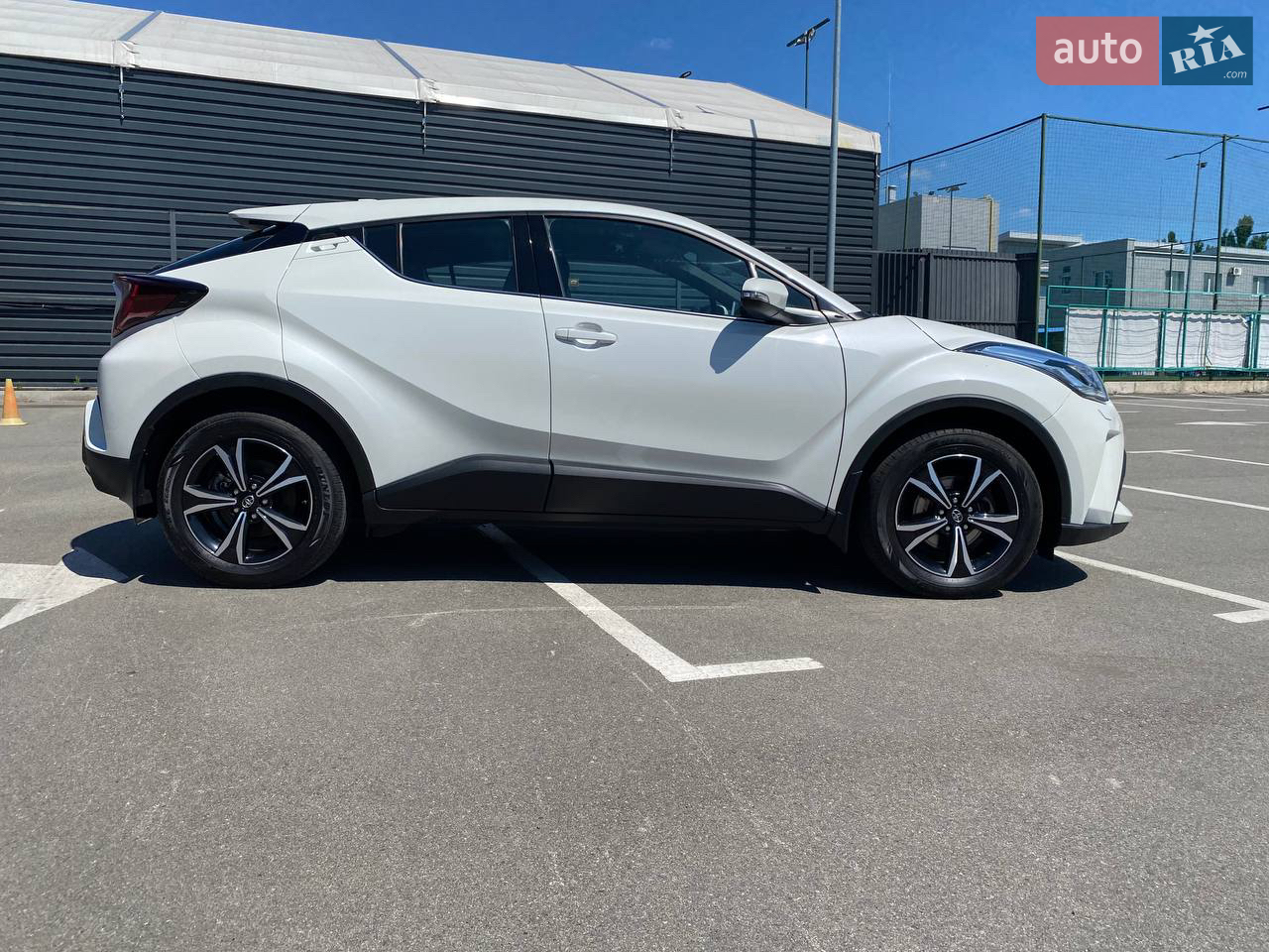 2020 Toyota C-HR - мініатюра 11