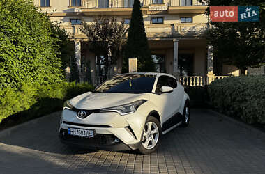 Внедорожник / Кроссовер Toyota C-HR 2018 в Одессе