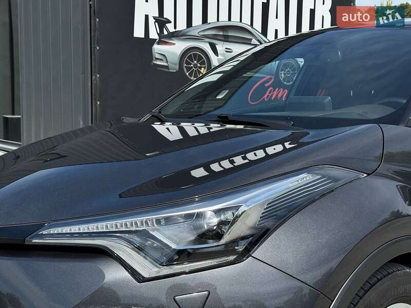 Внедорожник / Кроссовер Toyota C-HR 2018 в Каменец-Подольском