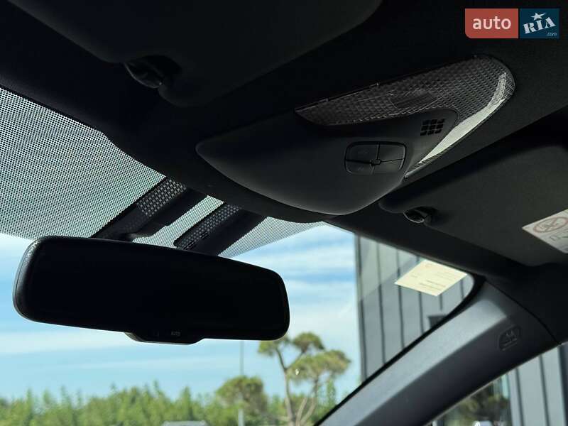 Внедорожник / Кроссовер Toyota C-HR 2018 в Каменец-Подольском