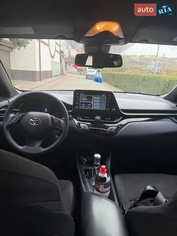 Toyota C-HR 2019 VIN NMTKHMBX0KR088873 фото оголошення 14 з 51