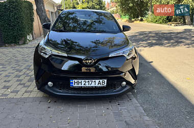 Внедорожник / Кроссовер Toyota C-HR 2017 в Одессе
