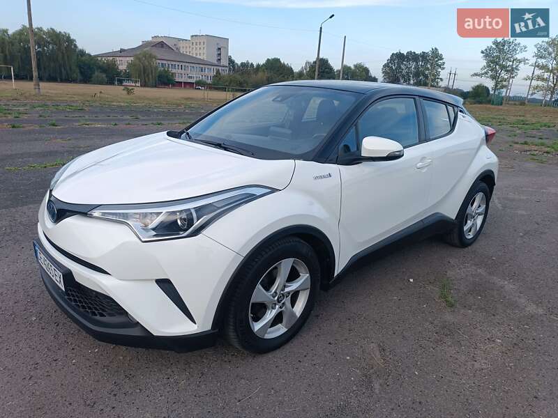 Позашляховик / Кросовер Toyota C-HR 2018 в Івано-Франківську фото 12 Позашляховик / Кросовер Toyota C-HR 2018 в Івано-Франківську