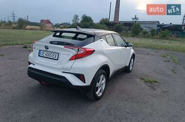 Внедорожник / Кроссовер Toyota C-HR 2018 в 