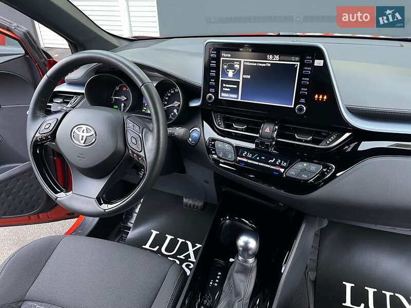 Позашляховик / Кросовер Toyota C-HR 2020 в Києві фото 50 Позашляховик / Кросовер Toyota C-HR 2020 в Києві