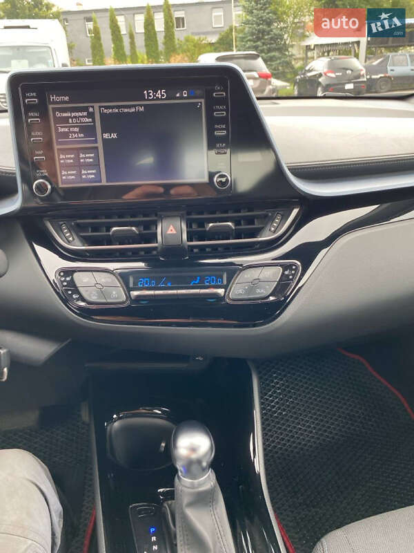 Позашляховик / Кросовер Toyota C-HR 2020 в Рівному фото 21 Позашляховик / Кросовер Toyota C-HR 2020 в Рівному