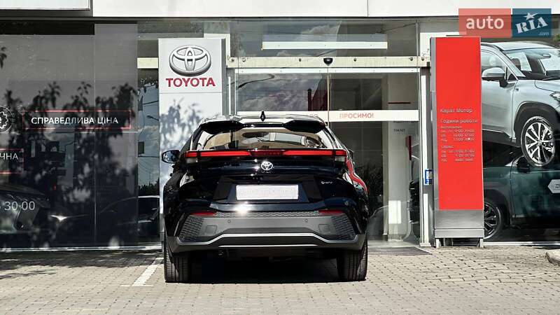 Позашляховик / Кросовер Toyota C-HR 2024 в Ужгороді