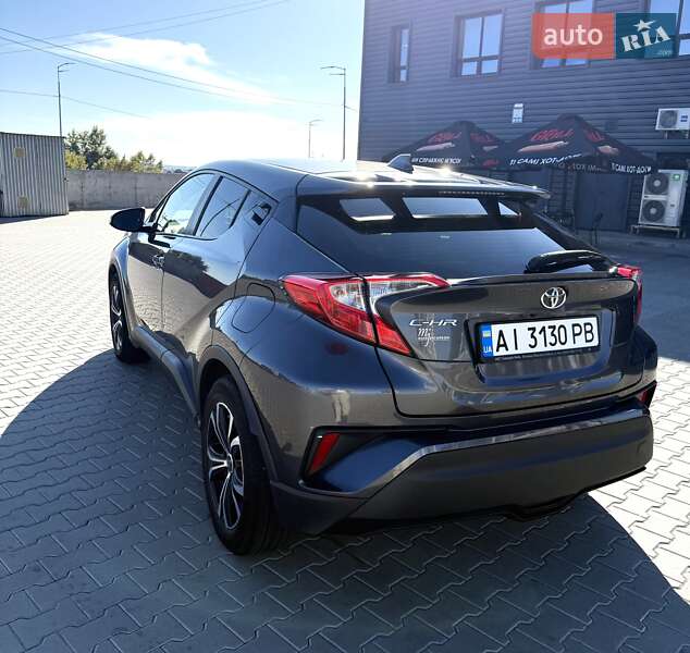 Позашляховик / Кросовер Toyota C-HR 2019 в Києві фото 6 Позашляховик / Кросовер Toyota C-HR 2019 в Києві