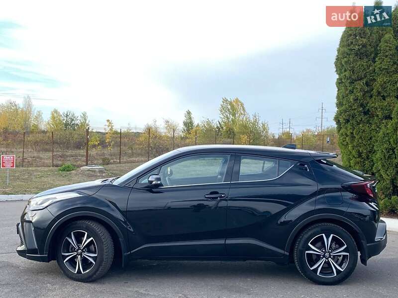 Внедорожник / Кроссовер Toyota C-HR 2019 в Полтаве фото 4 Внедорожник / Кроссовер Toyota C-HR 2019 в Полтаве