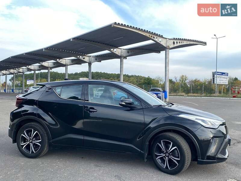 Внедорожник / Кроссовер Toyota C-HR 2019 в Полтаве фото 14 Внедорожник / Кроссовер Toyota C-HR 2019 в Полтаве