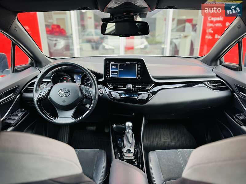 Позашляховик / Кросовер Toyota C-HR 2021 в Тернополі