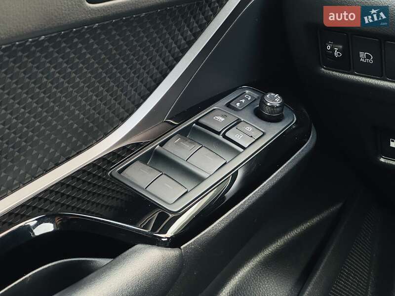 Позашляховик / Кросовер Toyota C-HR 2021 в Тернополі