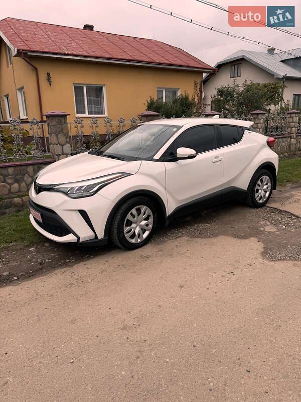 Позашляховик / Кросовер Toyota C-HR 2019 в Івано-Франківську