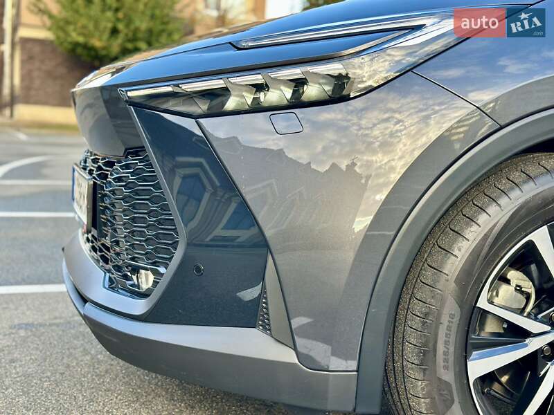Внедорожник / Кроссовер Toyota C-HR 2024 в Киеве