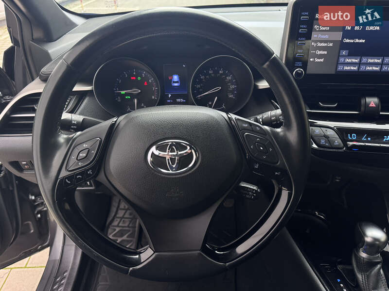 Позашляховик / Кросовер Toyota C-HR 2019 в Одесі