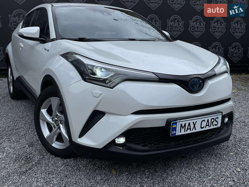 Внедорожник / Кроссовер Toyota C-HR 2018 в Киеве